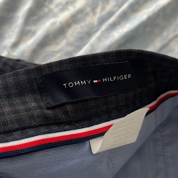 Tommy Hilfiger pants. Color Navy stripes. Size 40*30 - Picture 6 of 6